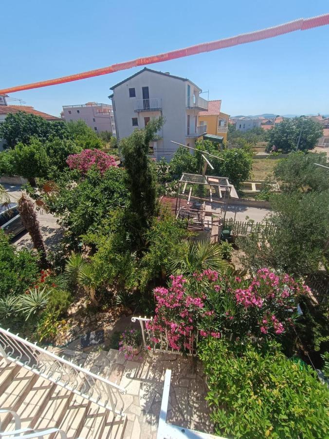 Tribunj Apartmani المظهر الخارجي الصورة