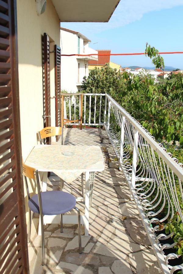 Tribunj Apartmani المظهر الخارجي الصورة