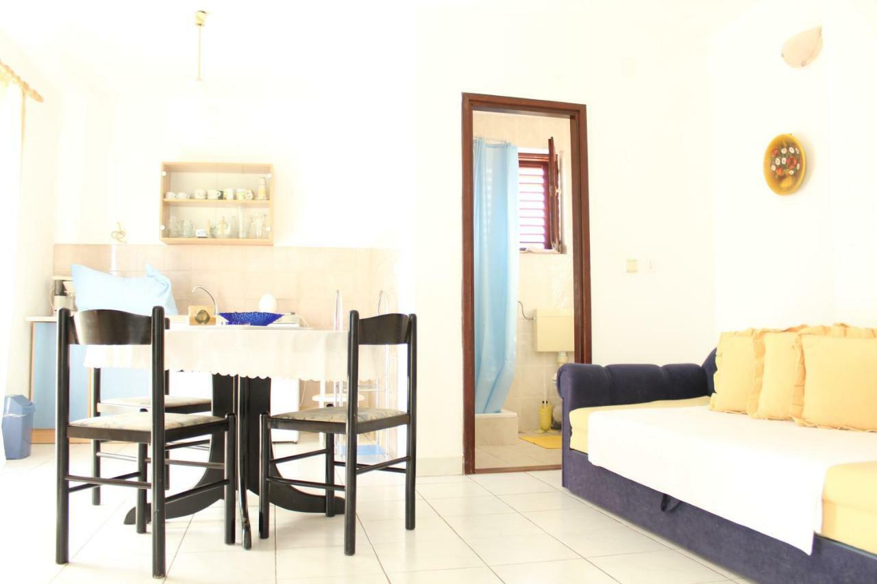 Tribunj Apartmani المظهر الخارجي الصورة