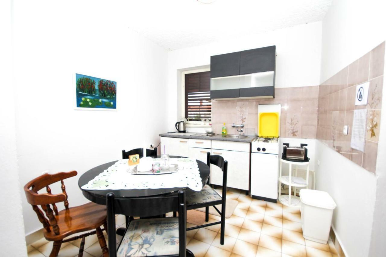 Tribunj Apartmani المظهر الخارجي الصورة
